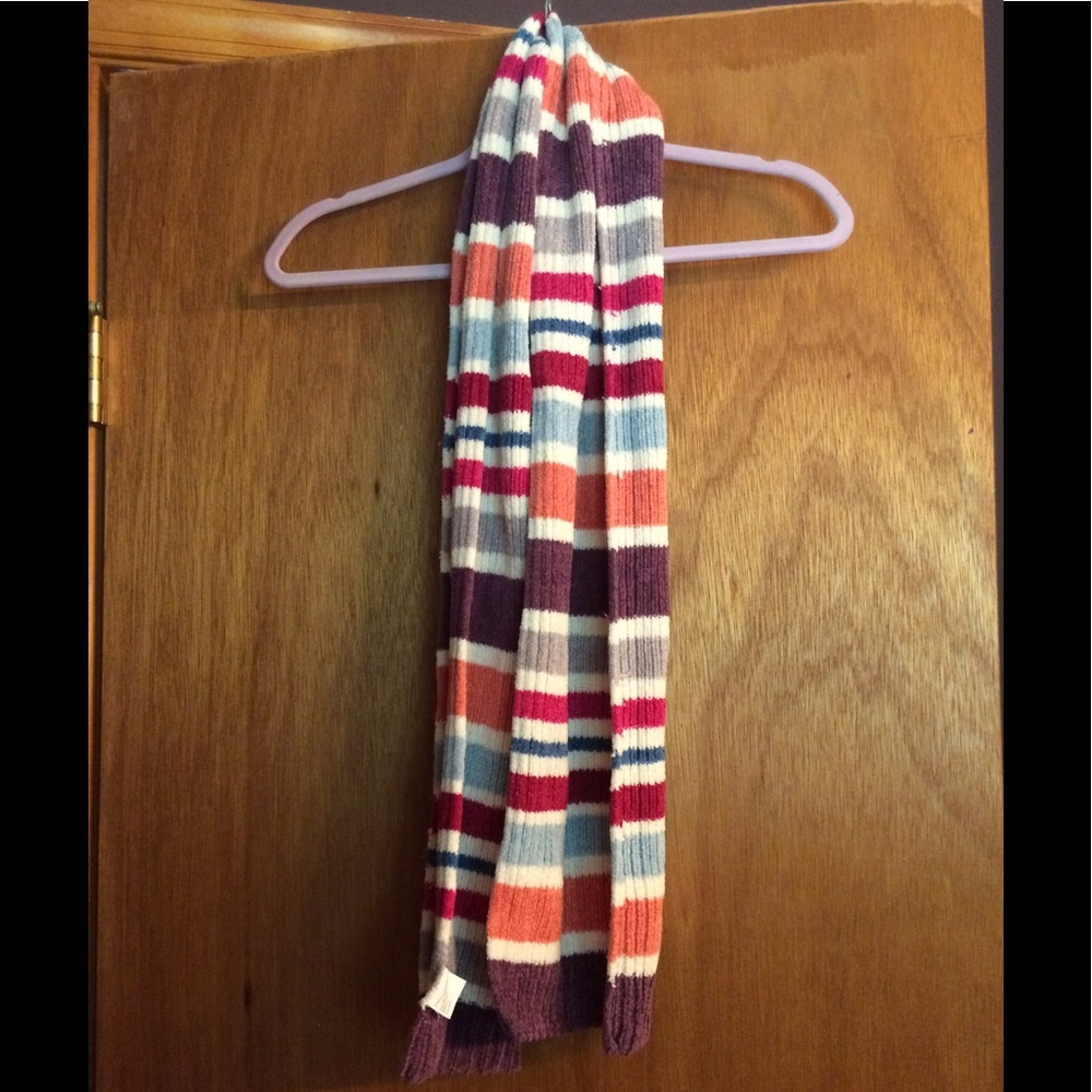 Multicolored scarf